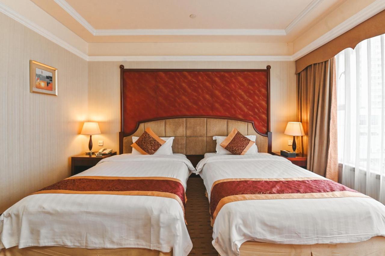 Royal Plaza Hotel Гуанчжоу Екстер'єр фото