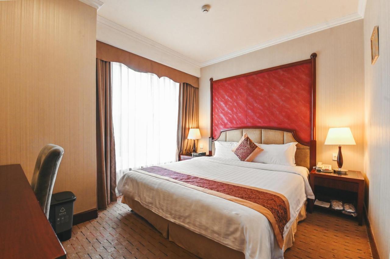 Royal Plaza Hotel Гуанчжоу Екстер'єр фото